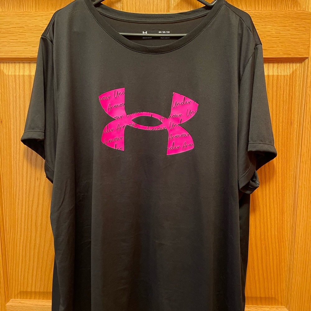 Under Armour Women’s Plus, 3X, Short Sleeve, Black, Hot Pink, Work Out, Shirt